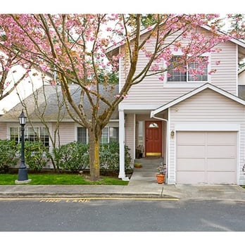 Carolyn Strong - Windermere Real Estate - SOLD by Carolyn Strong Windermere Edmonds: Edmonds Condo - Real Estate Agents Near Me - Edmonds, Washington Carolyn Strong - Windermere Real Estate - SOLD by Carolyn Strong Windermere Edmonds: Edmonds Condo - Real Estate Agents Near Me - Edmonds, Washington