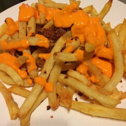 The Fifties - Fritas especiais com bacon e cheddar!