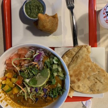 Mira's Cafe - Chicken Tikka Malsala with Nann and Samosa - Indian Near Me - Elk Grove Village, Illinois Mira's Cafe - Chicken Tikka Malsala with Nann and Samosa - Indian Near Me - Elk Grove Village, Illinois