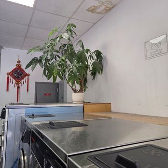 laundry bee - Laundromat Near Me - Brooklyn, New York laundry bee - Laundromat Near Me - Brooklyn, New York