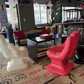 Moxy Chicago Downtown - Hotels Near Me - Chicago, Illinois Moxy Chicago Downtown - Hotels Near Me - Chicago, Illinois