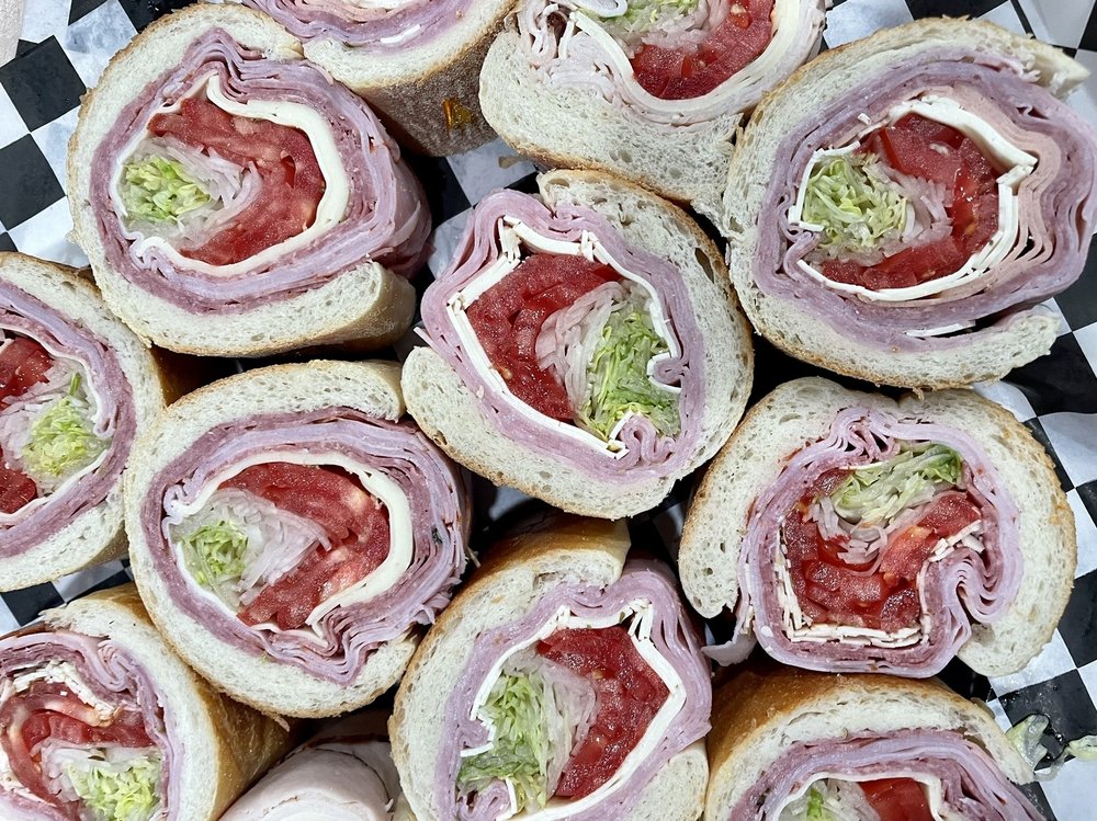 HEFTY LEFTY’S HOAGIES AND GRINDERS 18 Photos & 13 Reviews 34 W