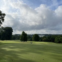 VinnyLinks Golf Course - 5th green looking back to the tees.