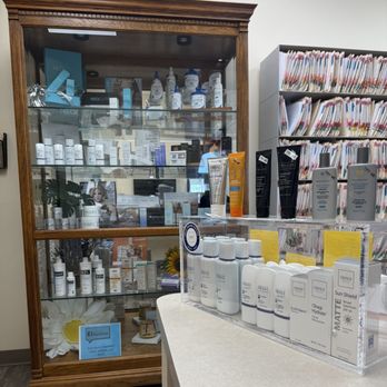 Toni McCullough, MD - Skin care products available including Obagi - Dermatologists Near Me - Savannah, Georgia Toni McCullough, MD - Skin care products available including Obagi - Dermatologists Near Me - Savannah, Georgia