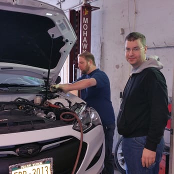 Schoolhouse Auto - Schoolhouse staff making sure my car is perfect! - Auto Repair Near Me - Albany, New York Schoolhouse Auto - Schoolhouse staff making sure my car is perfect! - Auto Repair Near Me - Albany, New York