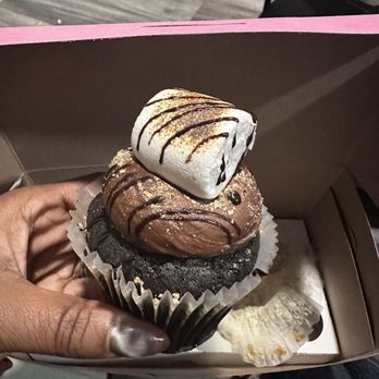 Lil Cakes & Creamery - Toasted S'mores cupcake - Ice Cream & Frozen Yogurt Near Me - Hanover, Maryland Lil Cakes & Creamery - Toasted S'mores cupcake - Ice Cream & Frozen Yogurt Near Me - Hanover, Maryland