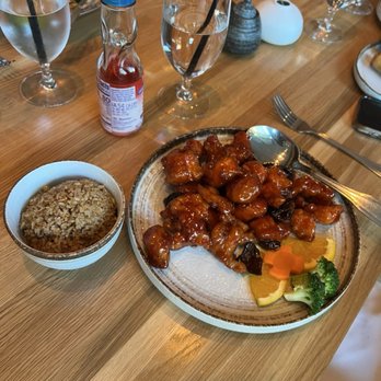 Feng Shui - Orange chicken - Chinese Near Me - Dallas, Texas