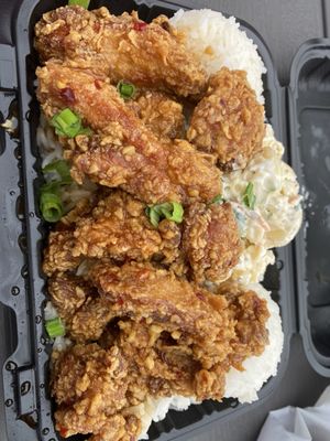 Mgwalexs Hawaiian Grill by null