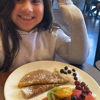 Mely's Cafe - Crepe Swedish Pancakes with Nutella - Italian Near Me - San Pablo, California