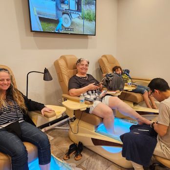 Tips N Toes - Nail Salons Near Me - Oklahoma City, Oklahoma Tips N Toes - Nail Salons Near Me - Oklahoma City, Oklahoma