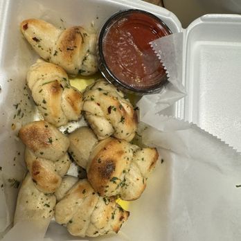 Sky’s Pizza Pie - Garlic knots - Pizza Near Me - Pace, Florida