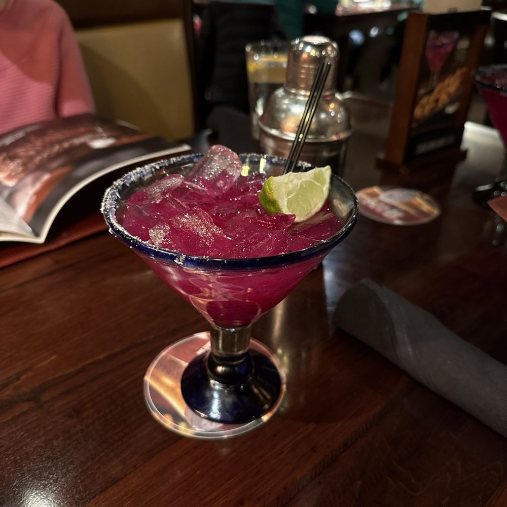 Patr-n Dragon Fruit Margarita Patr-n Dragon Fruit Margarita