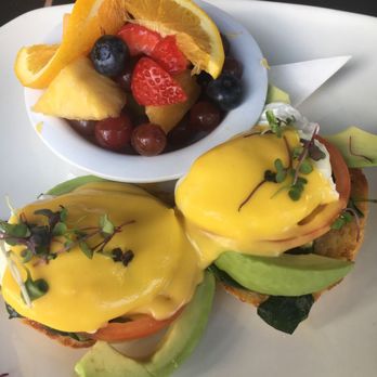 Clear Sky Cafe - California dreaming in Florida?... Orrrr just a California Bennie at Clear Sky Cafe.!  So good! - New American Near Me - Clearwater, Florida