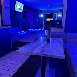 District Bar & Lounge