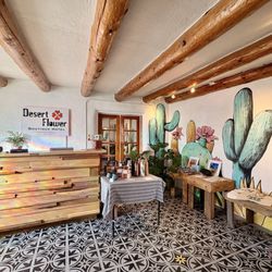 Desert Flower Boutique Hotel - Overview of the reception area