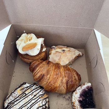 May's Parlor - Bakeries Near Me - Norfolk, Virginia