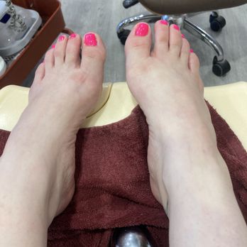 Quality Nails & Spa - Best pedicure by Lee!! Amazing massage and quality work. Super happy! - Nail Salons Near Me - Long Beach, California Quality Nails & Spa - Best pedicure by Lee!! Amazing massage and quality work. Super happy! - Nail Salons Near Me - Long Beach, California