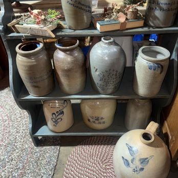 Primitive Gatherings - Stoneware - Antiques Near Me - Mickleton, New Jersey