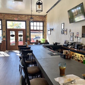 Shorty’s Olde Town Grill - Burgers Near Me - Winslow, Arizona