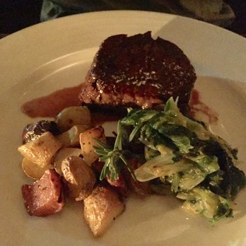Barrique - Filet Mignon with roasted potatoes and creamed spinach - Wine Bars Near Me - Venice, California