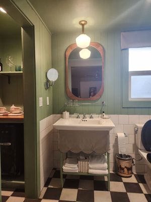 Le Petit Pali at Ocean Ave by null