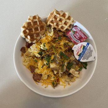 Le Bistreaux - Coffee & Tea Near Me - Alexandria, Louisiana Le Bistreaux - Coffee & Tea Near Me - Alexandria, Louisiana