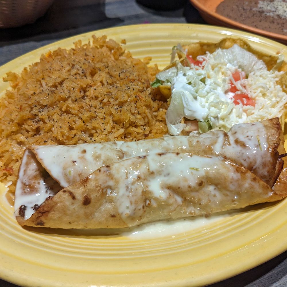 Cinco De Mayo - Pollo Fundido - Mexican Near Me - Moncks Corner, South Carolina