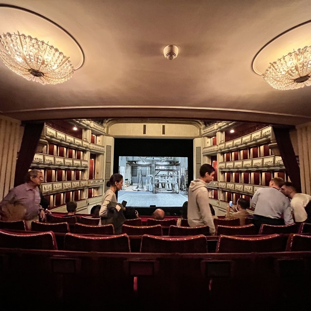 Wiener Staatsoper - Getting up as soon as we sat down. - Performing Arts Near Me - Vienna, 9 Wiener Staatsoper - Getting up as soon as we sat down. - Performing Arts Near Me - Vienna, 9