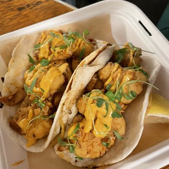 Avenue American Bistro - Shawarma tacos - Sports Bars Near Me - Wayne, Michigan Avenue American Bistro - Shawarma tacos - Sports Bars Near Me - Wayne, Michigan