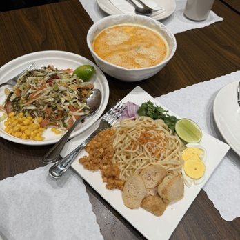 Burma Silver Star - Burmese Tealeaf Salad, Burmese Coconut Chicken Noodle Soup - Burmese Near Me - Daly City, California Burma Silver Star - Burmese Tealeaf Salad, Burmese Coconut Chicken Noodle Soup - Burmese Near Me - Daly City, California