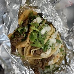 El Taquito Kitchen - Tacos