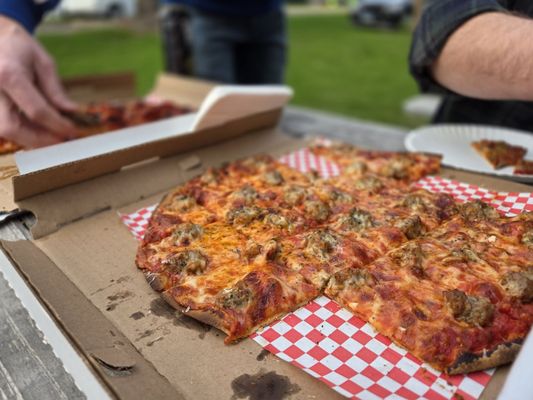 Kim's Uncle Pizza by null