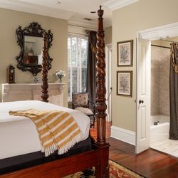The Inn on West Liberty - Madison Square