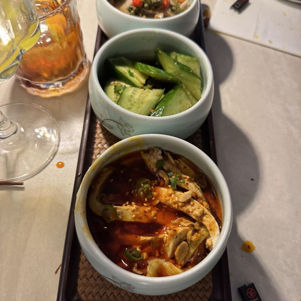 Chi Restaurant & Bar - Szechuan Near Me - New York, New York