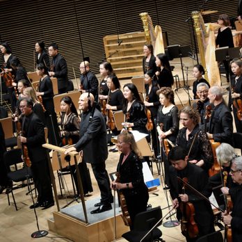 New York Philharmonic - conductor and orchestra - Performing Arts Near Me - New York, New York