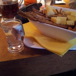 Metscher′s Gasthaus - Gehãngter u. Käseschüssel