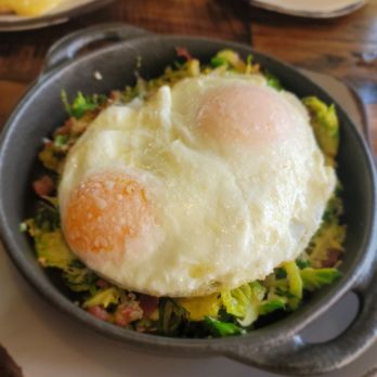 Egg Harbor Cafe - Everyday I'm Brusselin' skillet - Breakfast & Brunch Near Me - Schaumburg, Illinois