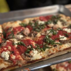 Pickup's Pizza Edwards - Pizza