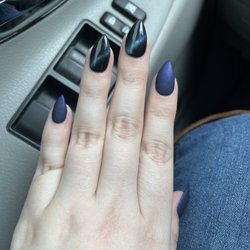 Happy Nails