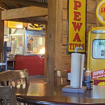 Famous Dave's Bar-B-Que - I'LL BE BACK LOOKING FOR DAVE.¿ cus Dave's not there.! - Barbeque Near Me - Forest Lake, Minnesota