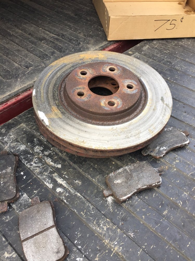 AUTO TRUCK SERVICE CO. Updated August 2024 12 Photos & 20 Reviews 958 Central Ave NE