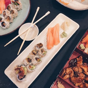 Circle Sushi - Sushi Bars Near Me - Atlanta, Georgia