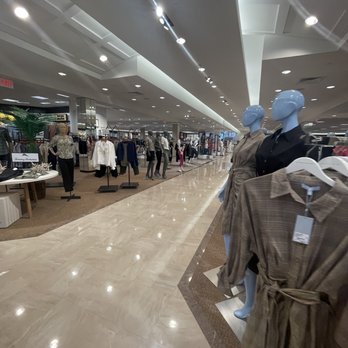 Dillard's - Department Stores Near Me - Greensboro, North Carolina Dillard's - Department Stores Near Me - Greensboro, North Carolina