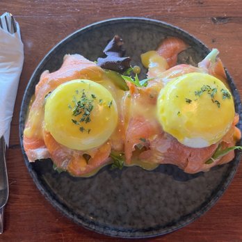 Aroma Craft Coffee - Salmon Benedict - Coffee Roasteries Near Me - Walnut, California