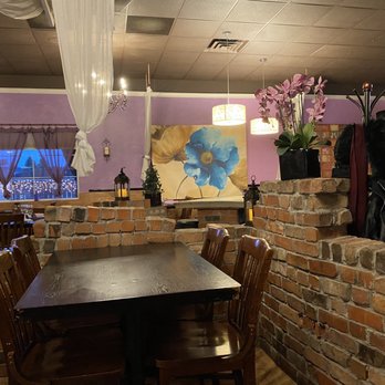 Prosecco Italian Restaurant - I love the wonky brick walls. - Italian Near Me - Farmington, New York Prosecco Italian Restaurant - I love the wonky brick walls. - Italian Near Me - Farmington, New York