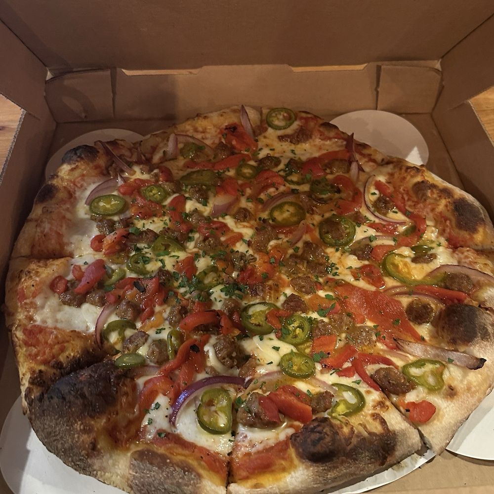Cooper Mountain Ale Works - Pig and Peppers Pizza - Brewpubs Near Me - Tigard, Oregon Cooper Mountain Ale Works - Pig and Peppers Pizza - Brewpubs Near Me - Tigard, Oregon