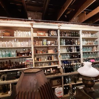 Caddo Mercantile Antiques - Upstairs at Caddo Mercantile. - Antiques Near Me - Jefferson, Texas