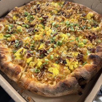 Elm Street Bakery - Breakfast pizza - that garlic cream base is divine! - Pizza Near Me - East Aurora, New York Elm Street Bakery - Breakfast pizza - that garlic cream base is divine! - Pizza Near Me - East Aurora, New York