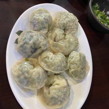 Traditional Korean Beef Soup - Son Mandu - Korean Near Me - Edmonds, Washington Traditional Korean Beef Soup - Son Mandu - Korean Near Me - Edmonds, Washington