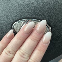 Ombré acrylic by Gabby Ombré acrylic by Gabby